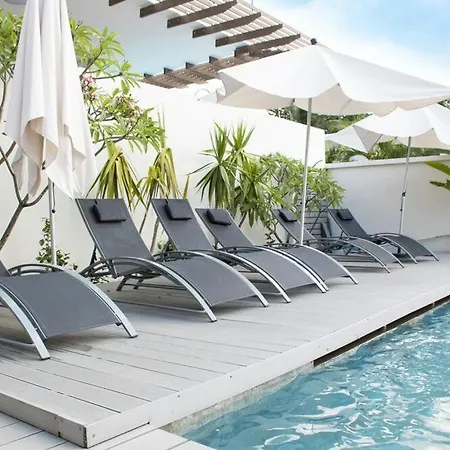 Luxury 2-Bedroom Apartment With Shared Pool 2 Mins To Pereybere Beach Extérieur photo