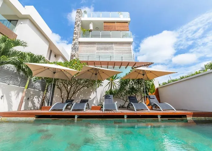 Luxury 2-Bedroom Apartment With Shared Pool 2 Mins To Pereybere Beach