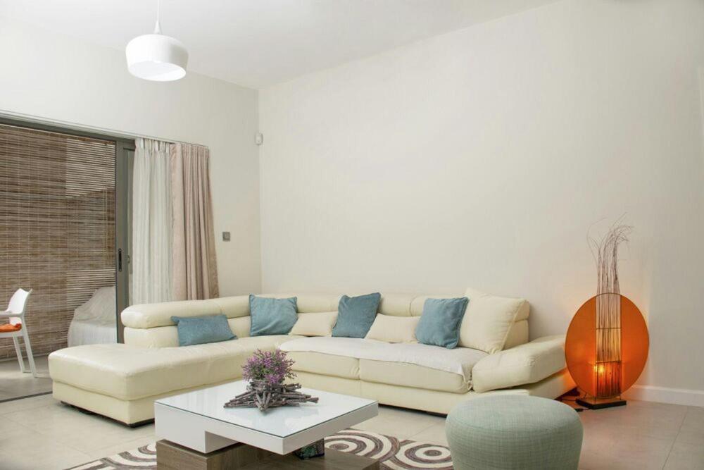 Appartement Luxury 2-bedroom With Shared Pool 2 Mins To Pereybere