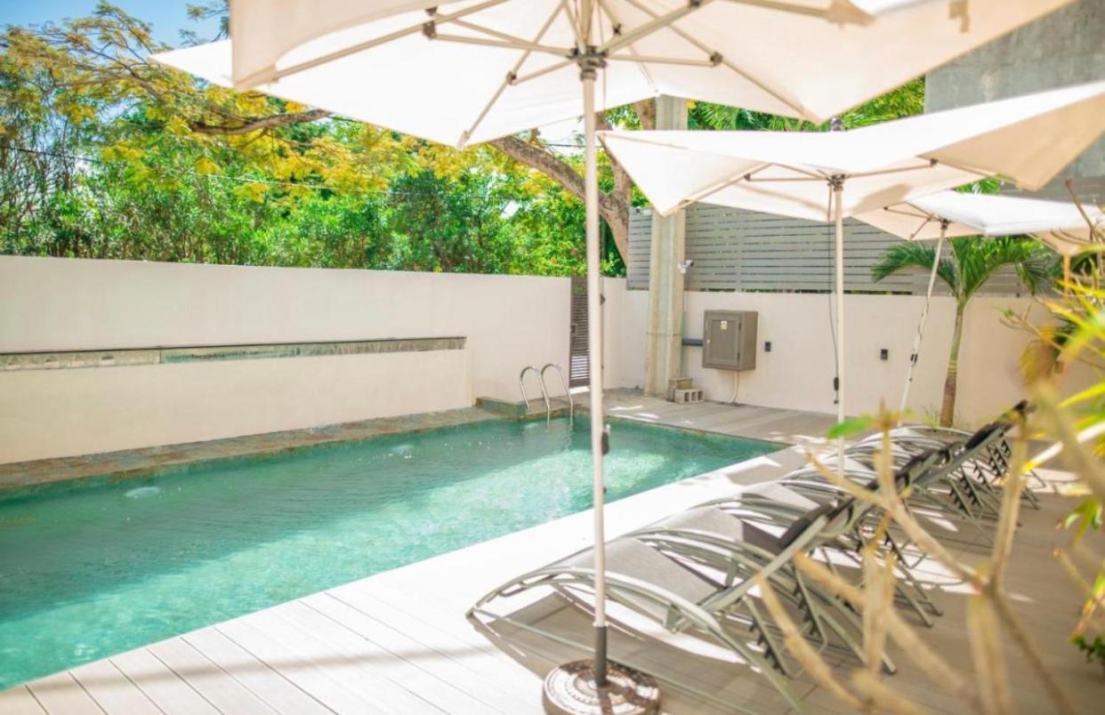 Luxury 2-bedroom With Shared Pool 2 Mins To Pereybere Pereybere Beach
