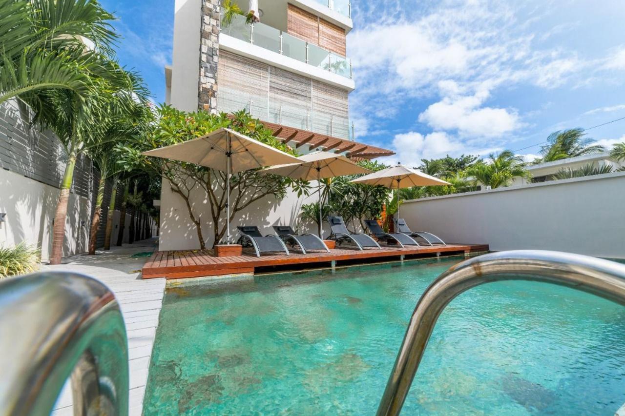 Luxury 2-bedroom With Shared Pool 2 Mins To Pereybere Appartement *